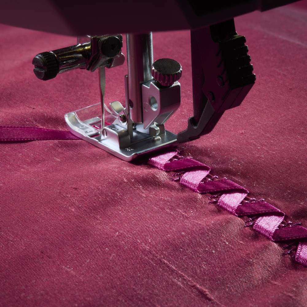 quilt expression™ 725 ***ACTION*** – Image 13