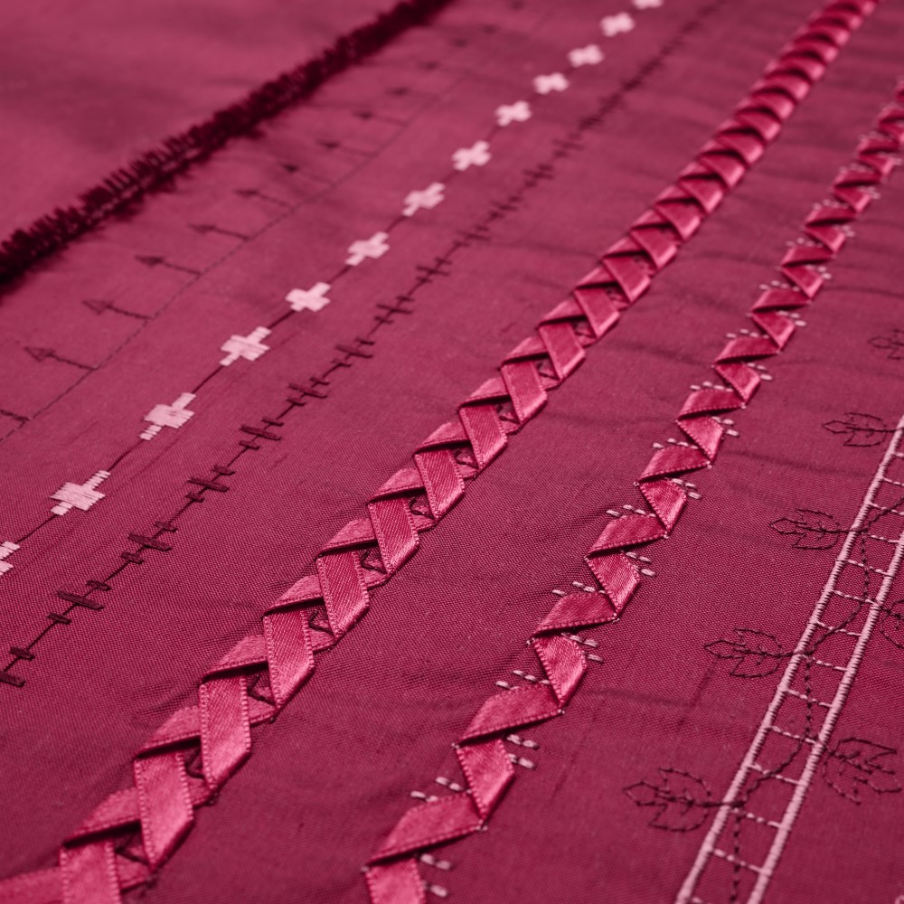 quilt expression™ 725 ***ACTION*** – Image 14